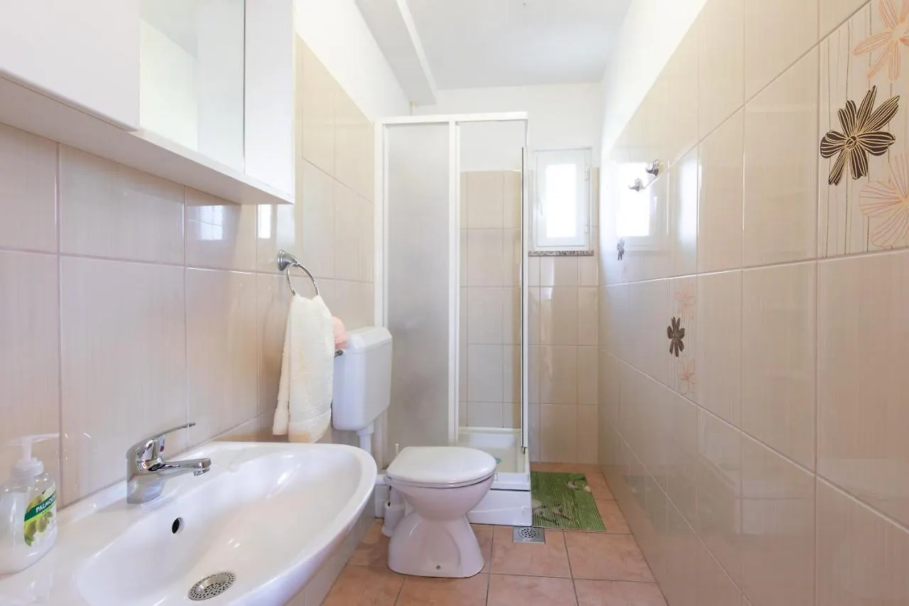 1-Bedroom Apartment In Krk - Steps From The Beach! Krk Town